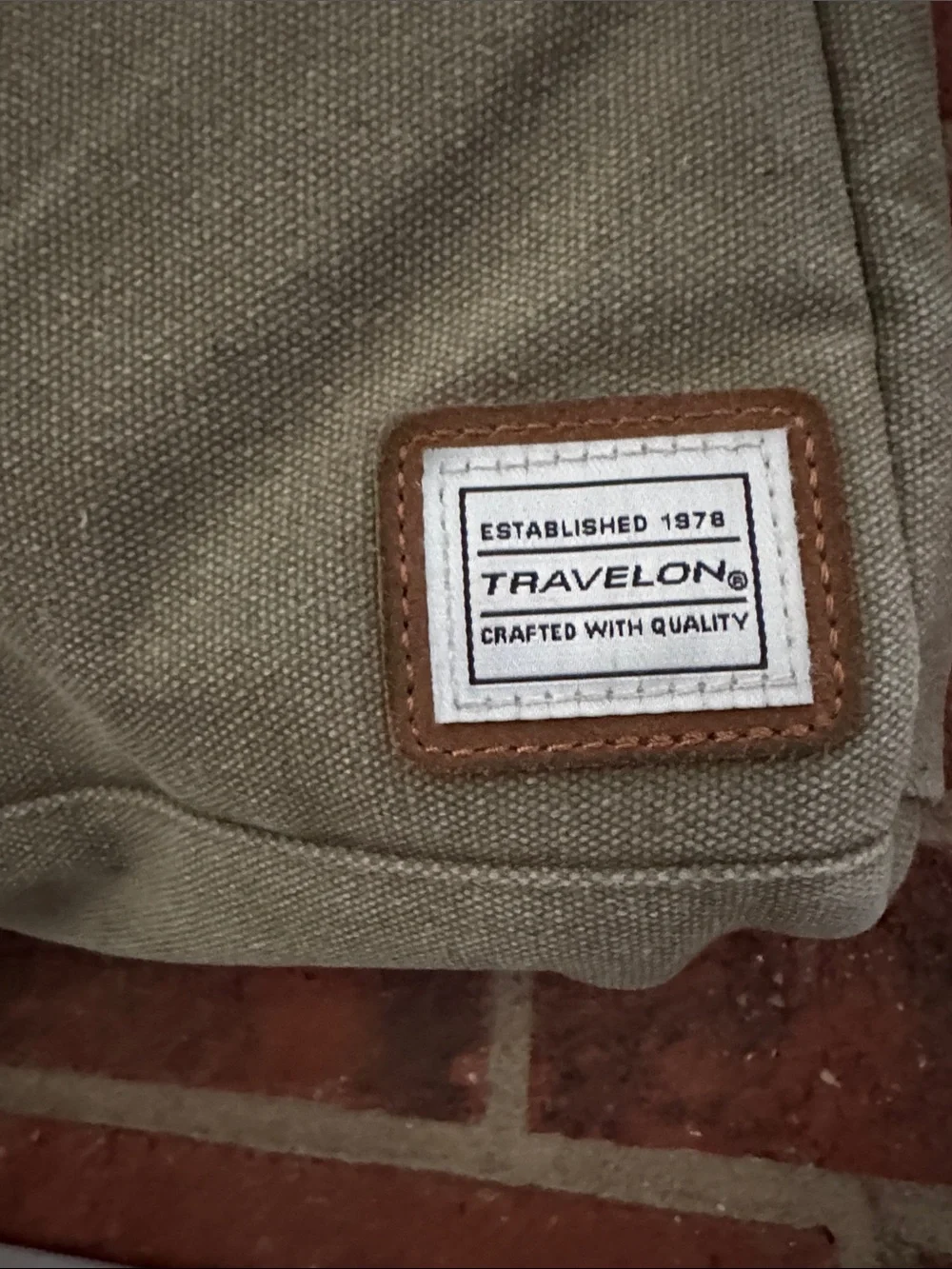 Travelon Anti-Theft Heritage Tour Bag Canvas Messenger Crossbody